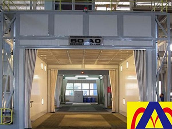 移動噴漆室是漆霧凈化設(shè)備，使用效果杠杠的！